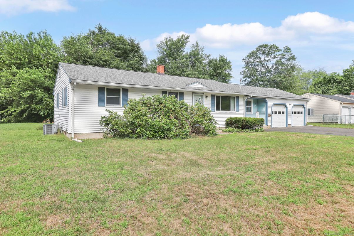 Attached, Backyard, Exterior, Facade, Ranch