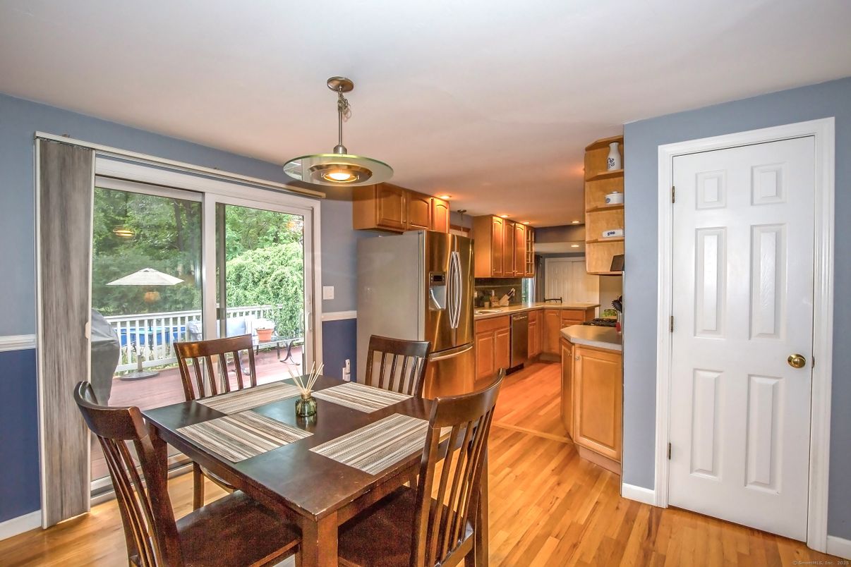Dining room, Interior, Kitchen, Pendant Lights, Wood Texture Flooring