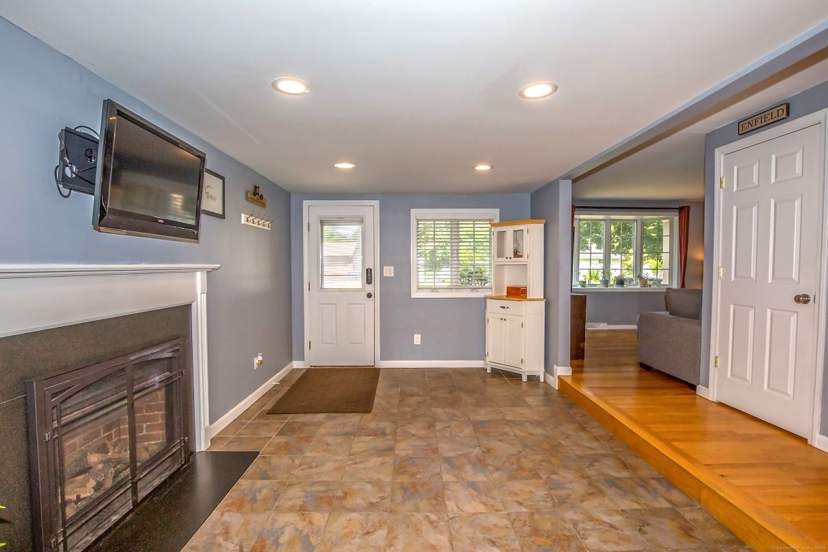 Fireplace, Interior, Recessed Lighting, Wood Texture Flooring