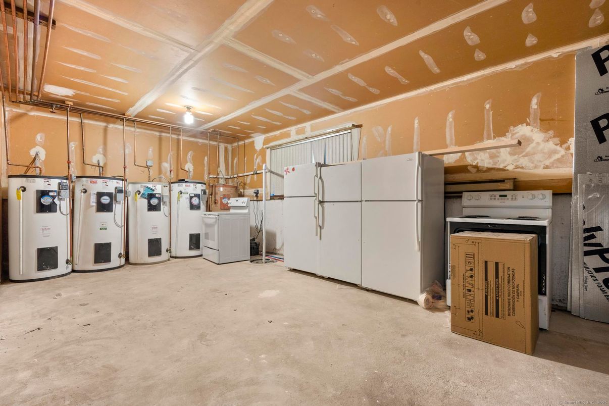 Interior, Utility Closets, Washer