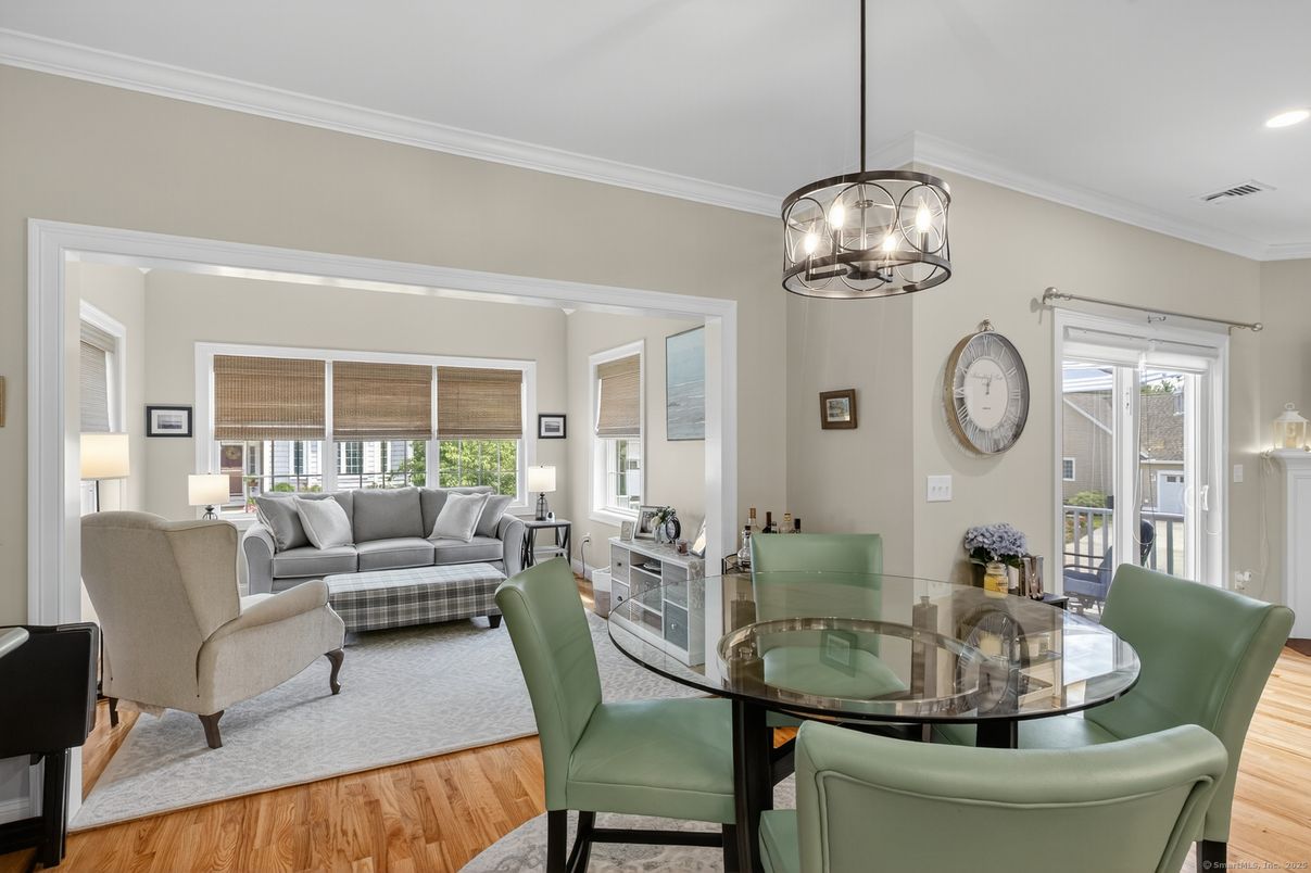 Dining room, Interior, Living room, Pendant Lights, Recessed Lighting, Wood Texture Flooring