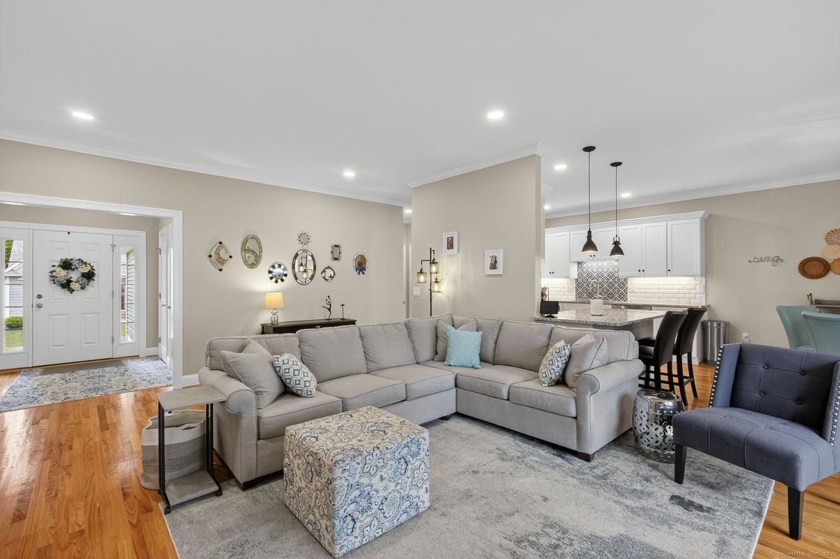 Dining room, Interior, Kitchen, Living room, Pendant Lights, Recessed Lighting, Wood Texture Flooring