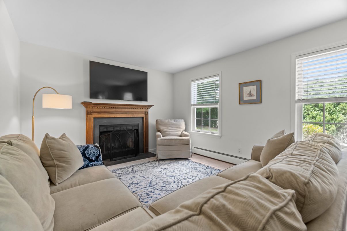 Fireplace, Interior, Living room
