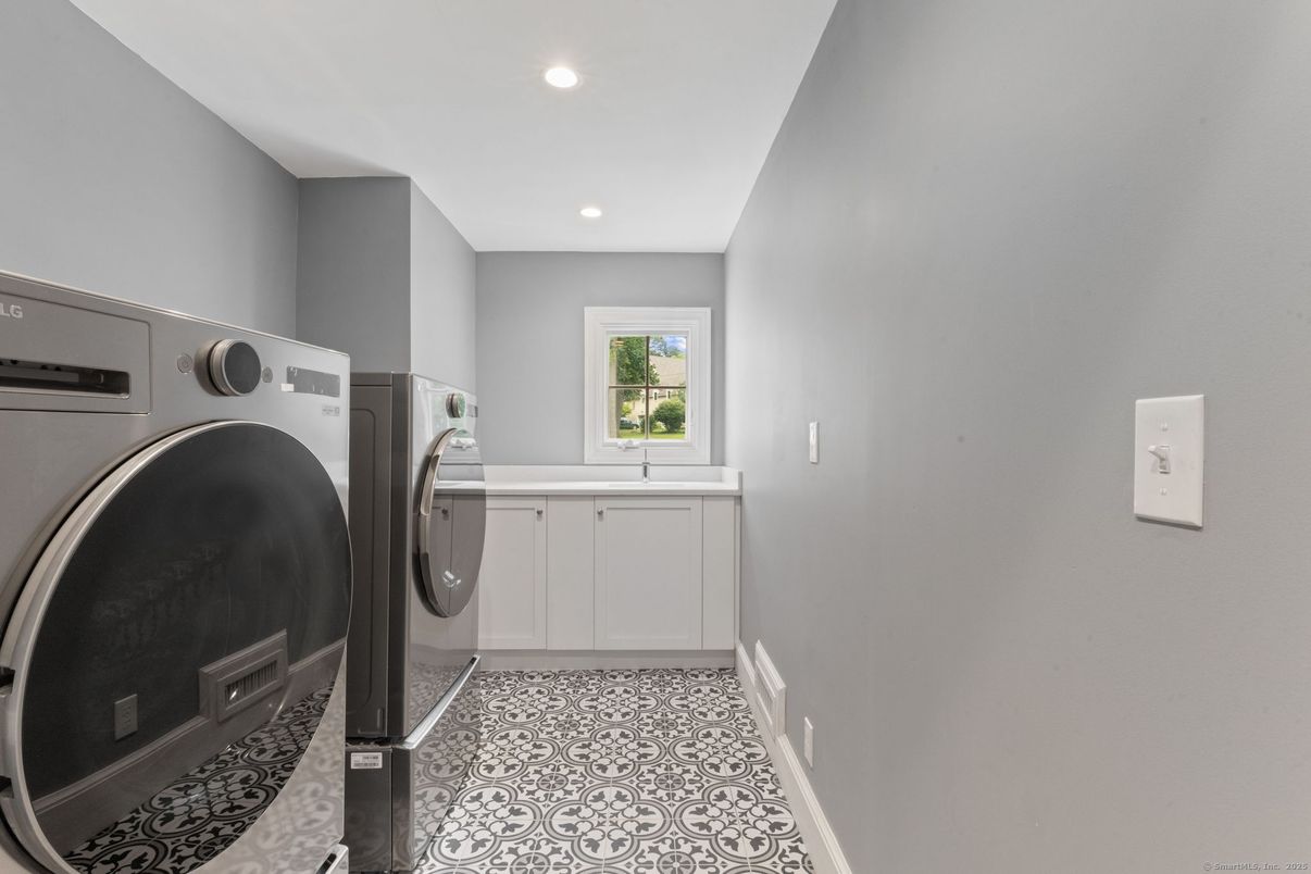 Interior, Recessed Lighting, Washer