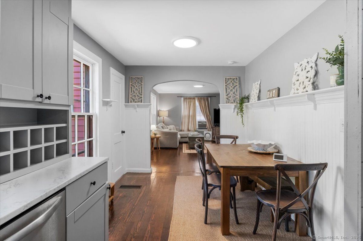 Dining room, Interior, Living room, Recessed Lighting, Wood Texture Flooring