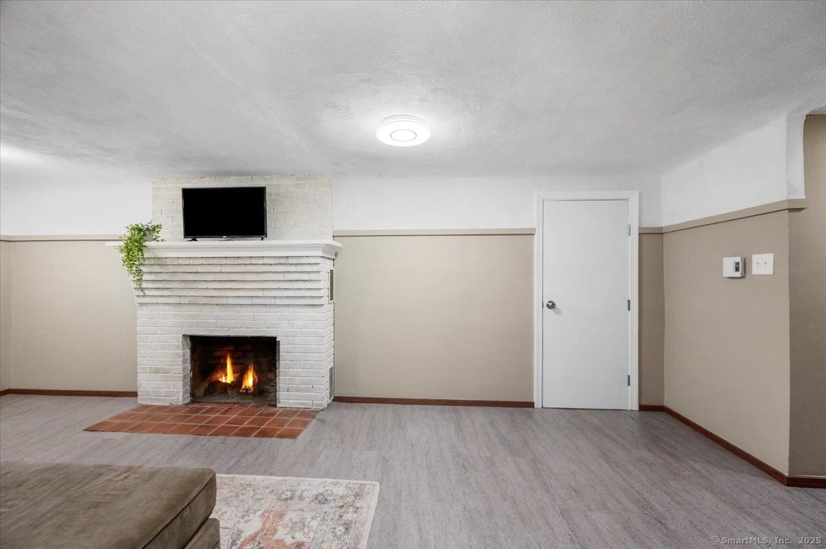 Fireplace, Interior, Living room