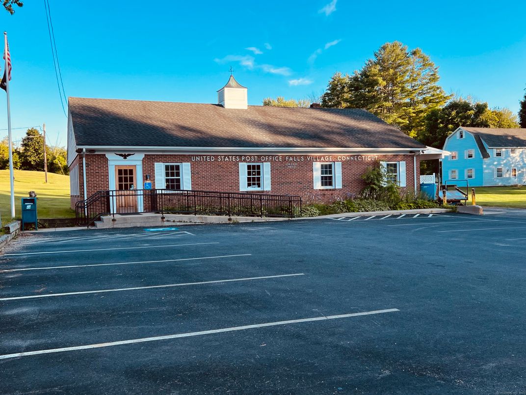 Exterior, Facade, Brick Facade, Cape Cod