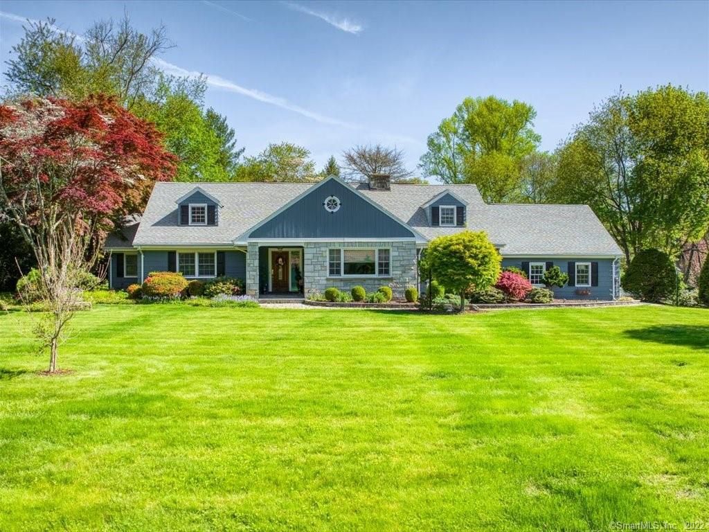 Backyard, Exterior, Facade, Cape Cod