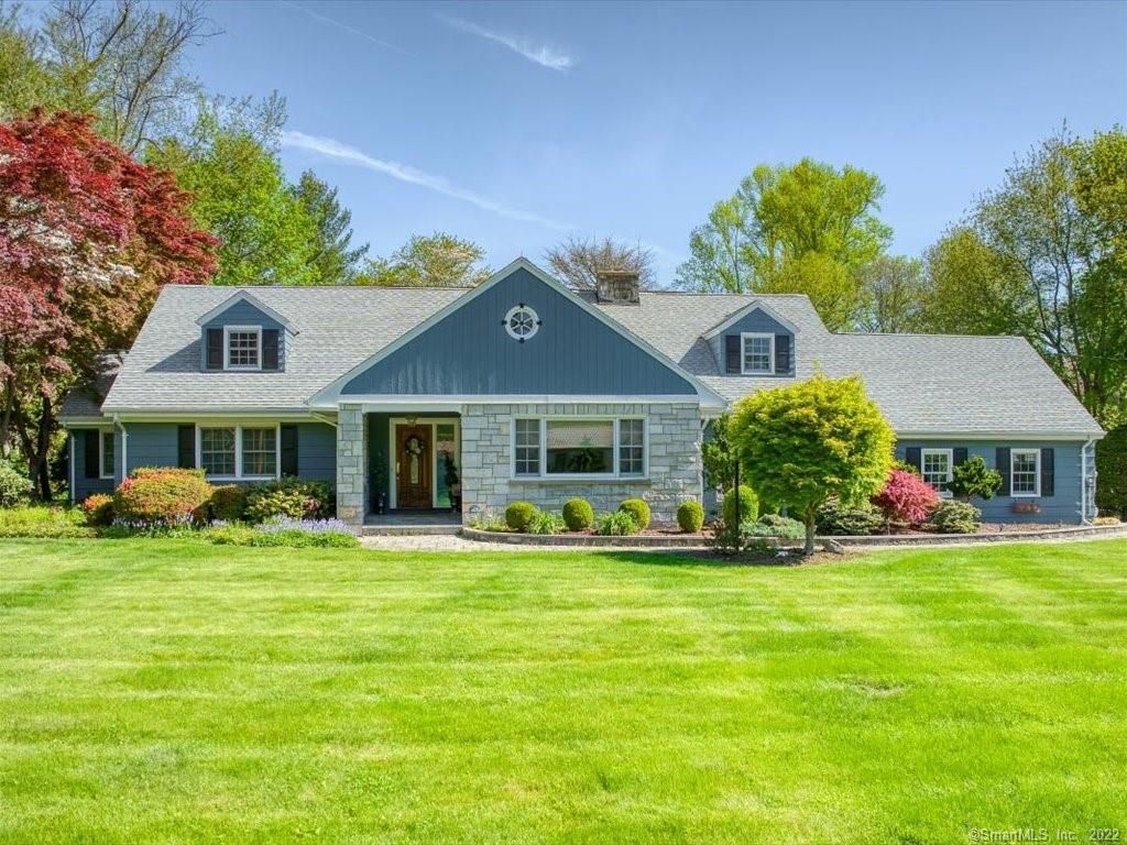 Backyard, Exterior, Facade, Cape Cod