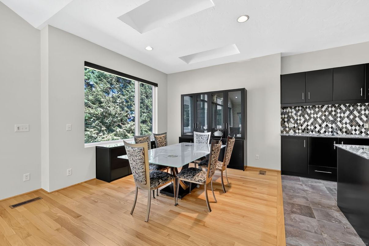 Dining room, Interior, Recessed Lighting, Wood Texture Flooring