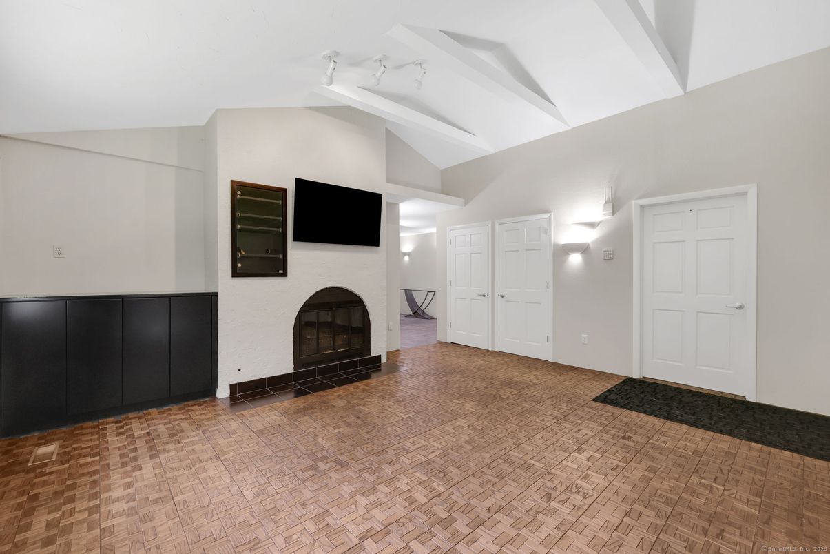 Empty room, Fireplace, Interior