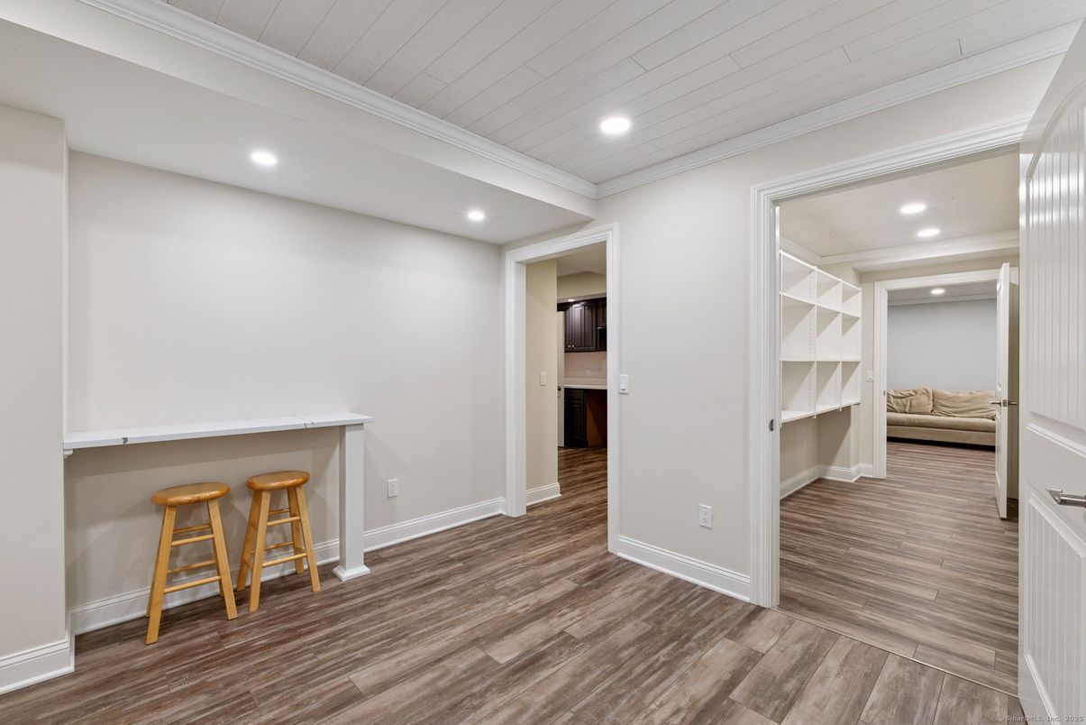 Interior, Recessed Lighting, Walk-in Closets, Wood Texture Flooring