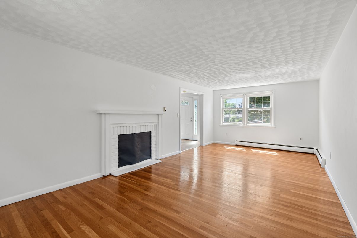 Empty room, Fireplace, Interior, Wood Texture Flooring