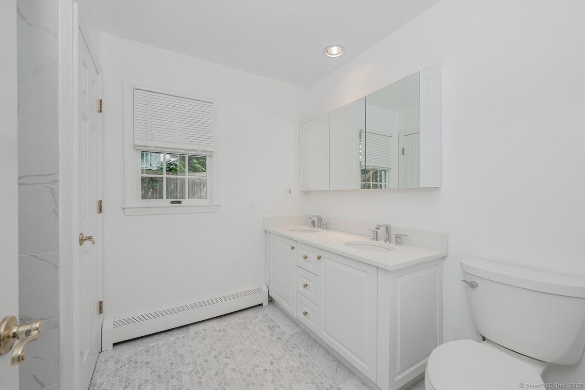 Bathroom, Dual Sink Vanities, Interior, Marble, Recessed Lighting