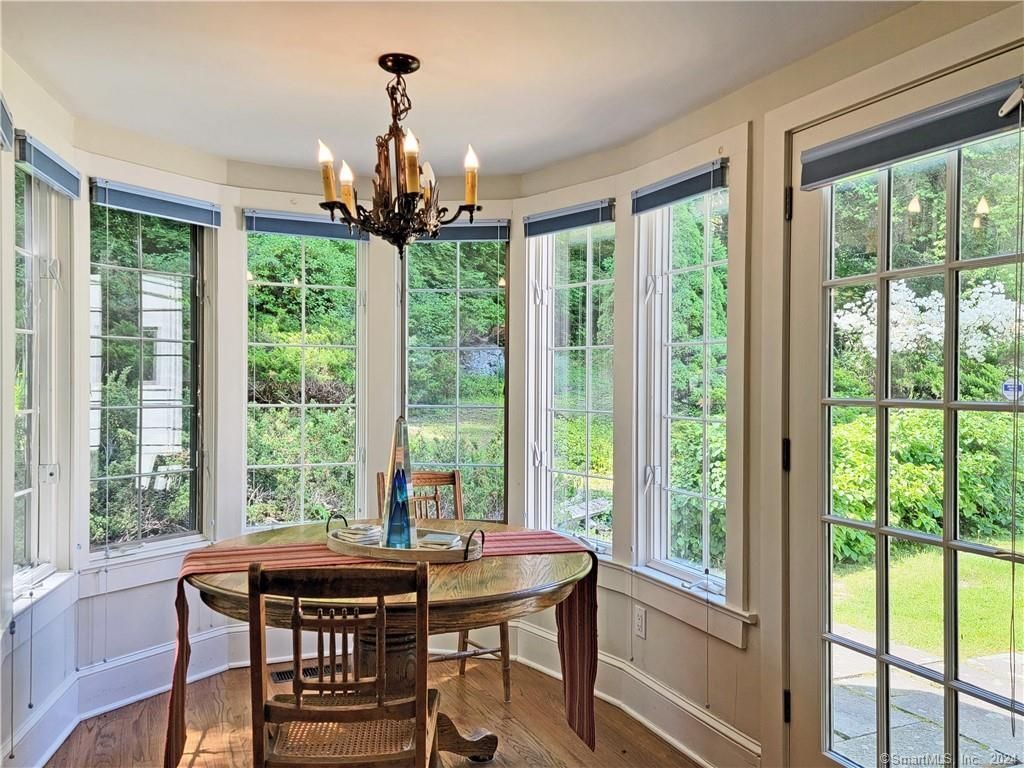 Chandelier, Dining room, Interior, Sun Room, Wood Texture Flooring