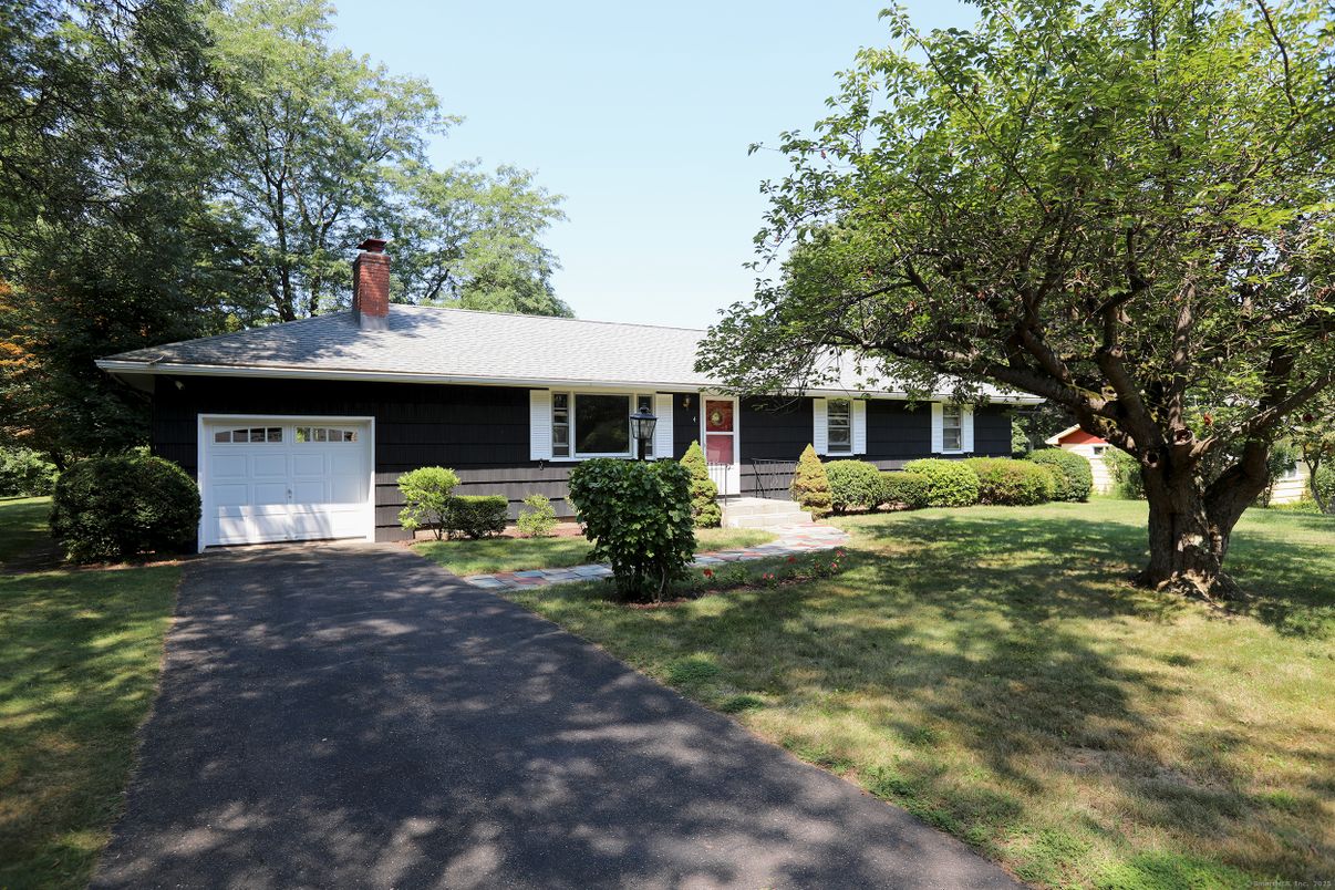 Attached, Backyard, Exterior, Facade, Ranch
