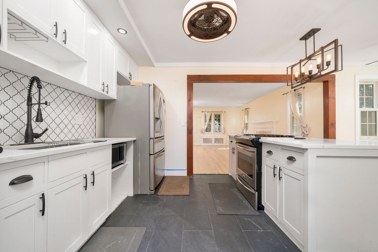 Chandelier, Interior, Kitchen, Pendant Lights, Recessed Lighting, Wood Texture Flooring