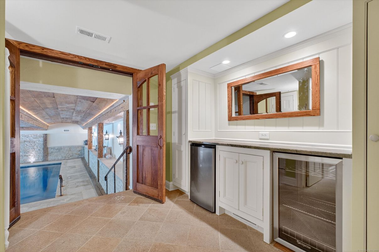 Interior, Recessed Lighting, Stainless Steel Appliances