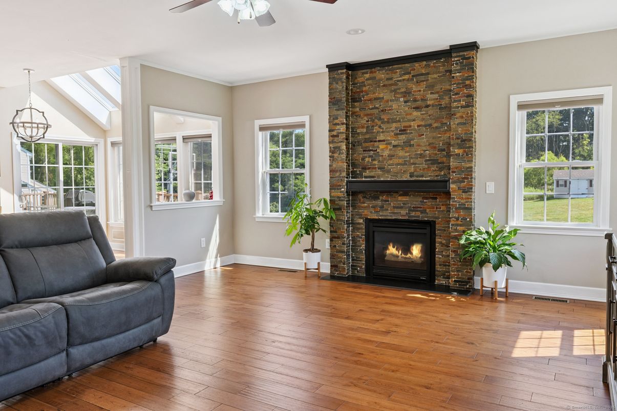 Fireplace, Interior, Pendant Lights, Wood Texture Flooring