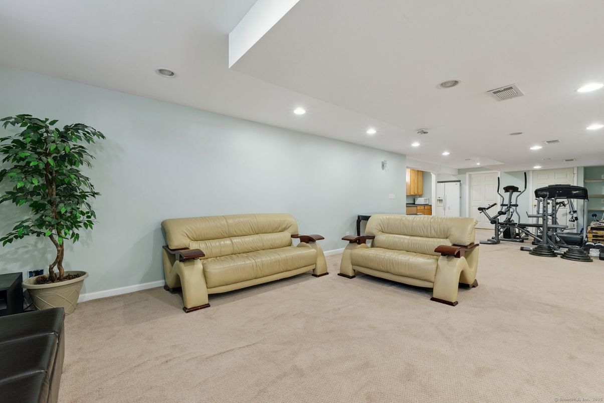Fitness Equipment, Gym, Interior, Recessed Lighting