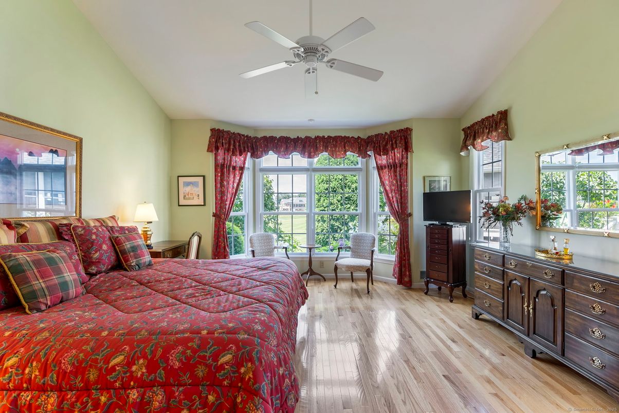 Bedroom, Home Office, Interior, Wood Texture Flooring