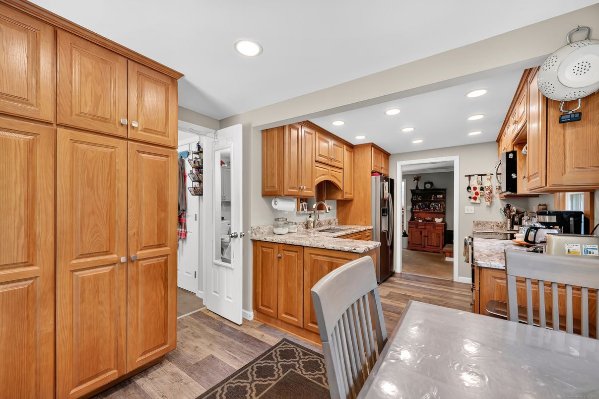 Interior, Kitchen, Recessed Lighting, Wood Texture Flooring