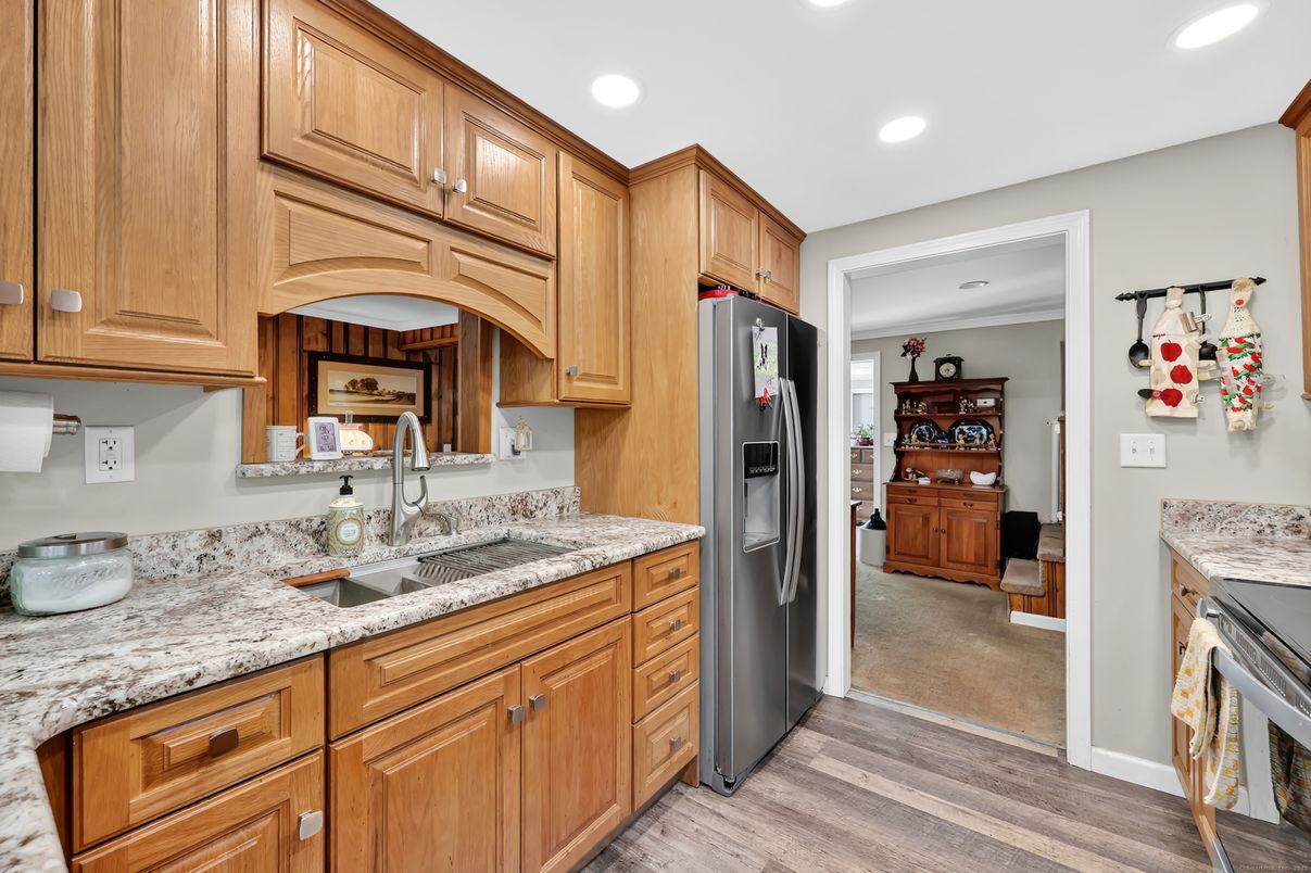 Interior, Kitchen, Recessed Lighting, Wood Texture Flooring