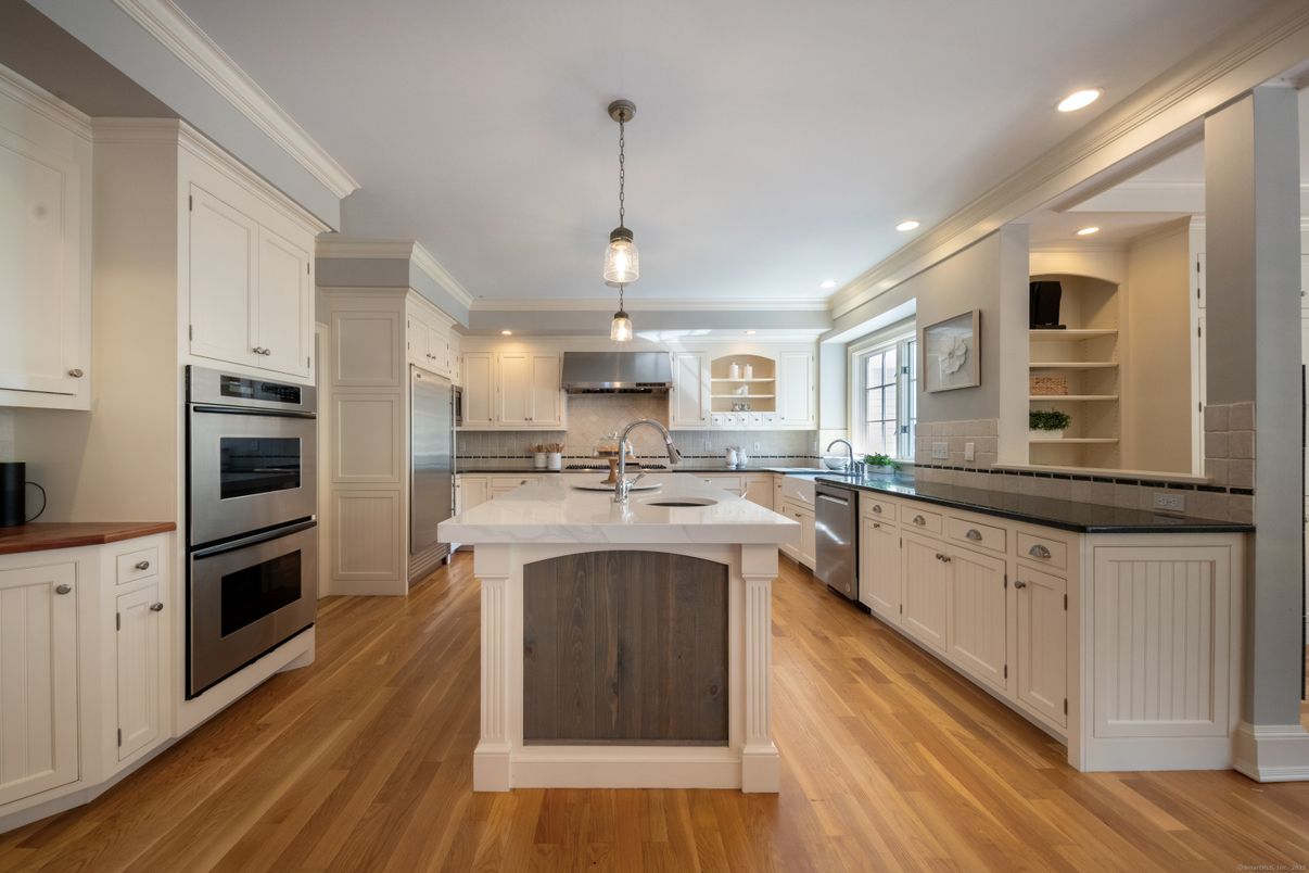 Interior, Kitchen, Pendant Lights, Recessed Lighting, Stainless Steel Appliances, Wood Texture Flooring