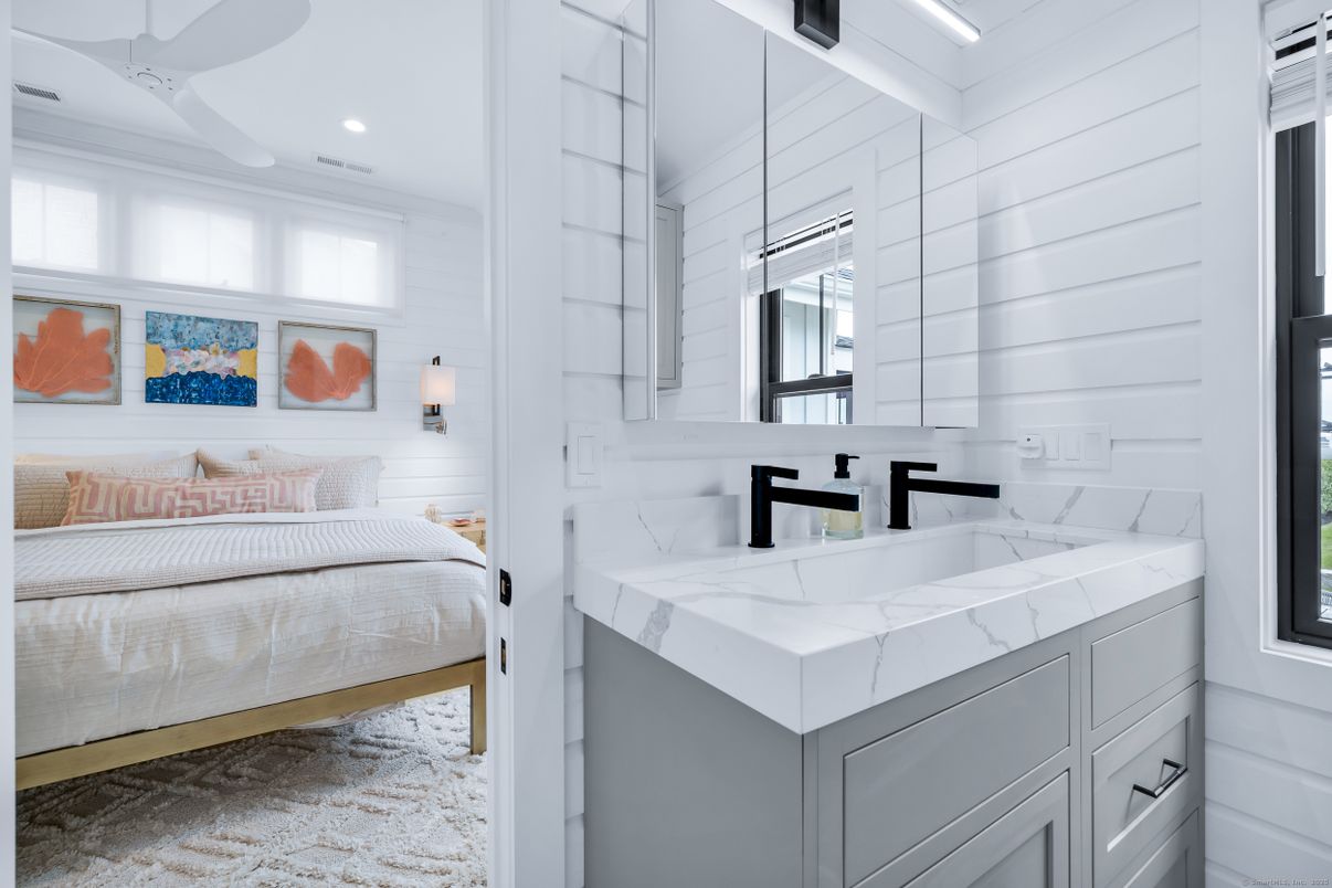 Bathroom, Bedroom, Interior, Recessed Lighting