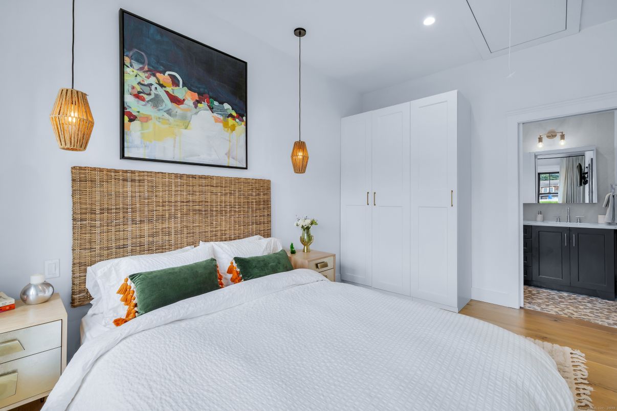 Bedroom, Interior, Pendant Lights, Recessed Lighting, Wood Texture Flooring