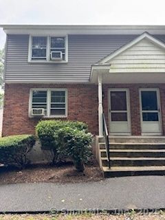 Exterior, Facade, Brick Facade, Raised Ranch