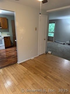 Empty room, Interior, Kitchen, Wood Texture Flooring