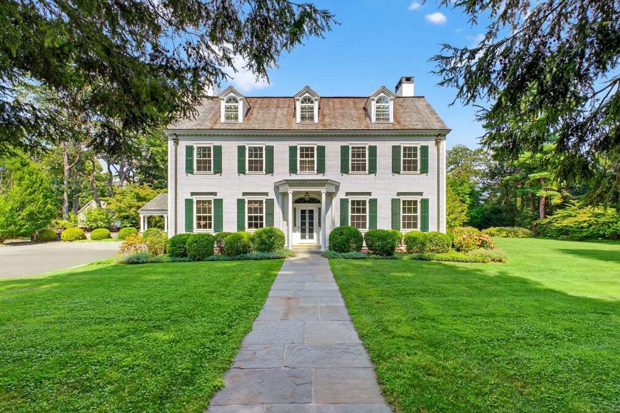 Backyard, Exterior, Facade, Georgian