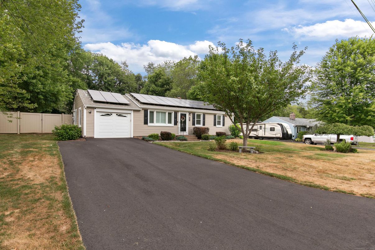 Attached, Exterior, Facade, Solar Panels, Cape Cod