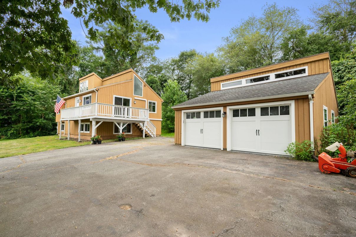 Backyard, Detached Garage, Exterior