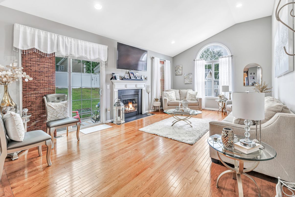 Fireplace, Interior, Living room, Recessed Lighting, Wood Texture Flooring