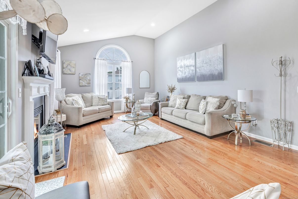 Fireplace, Interior, Living room, Recessed Lighting, Wood Texture Flooring