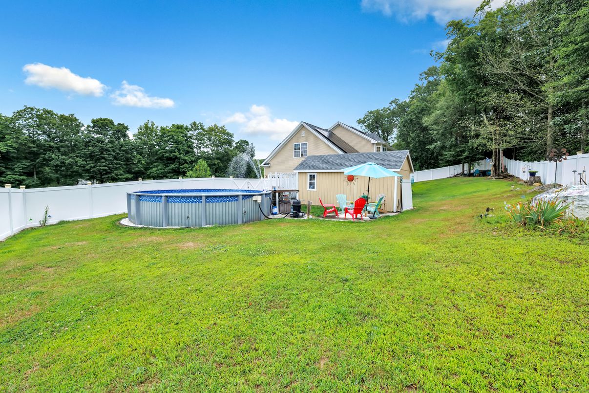 Backyard, Exterior, Pool