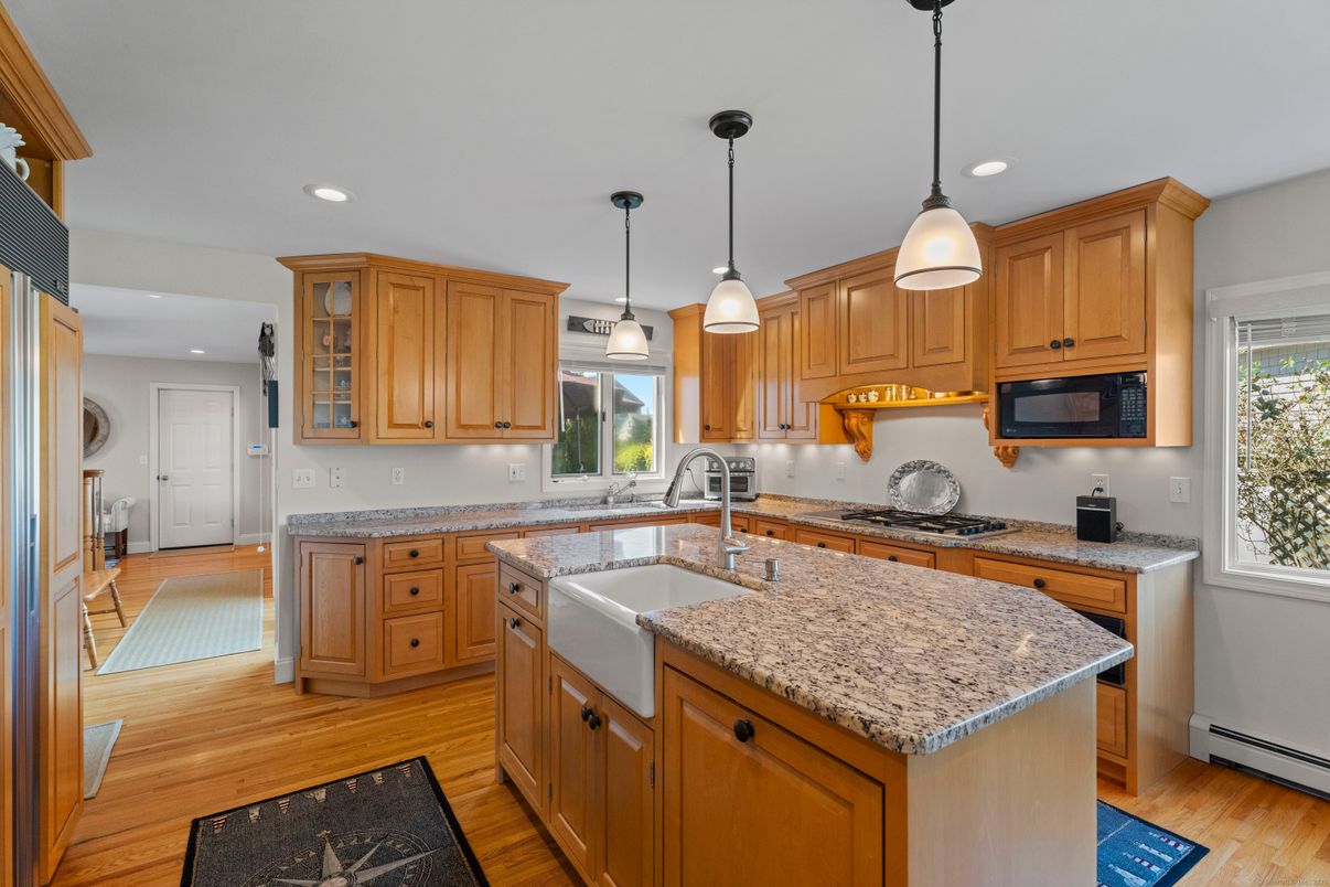 Interior, Kitchen, Pendant Lights, Recessed Lighting, Wood Texture Flooring