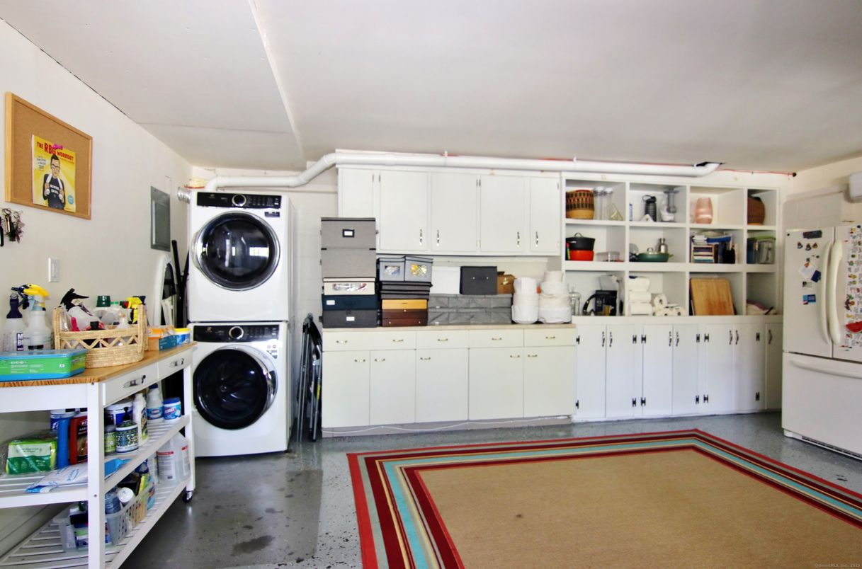 Interior, Utility Closets, Washer
