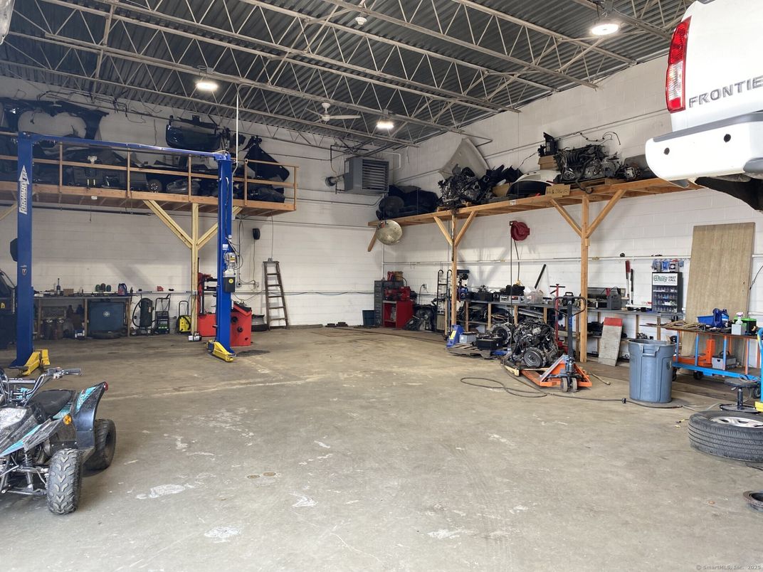 Garage, Interior, Recessed Lighting