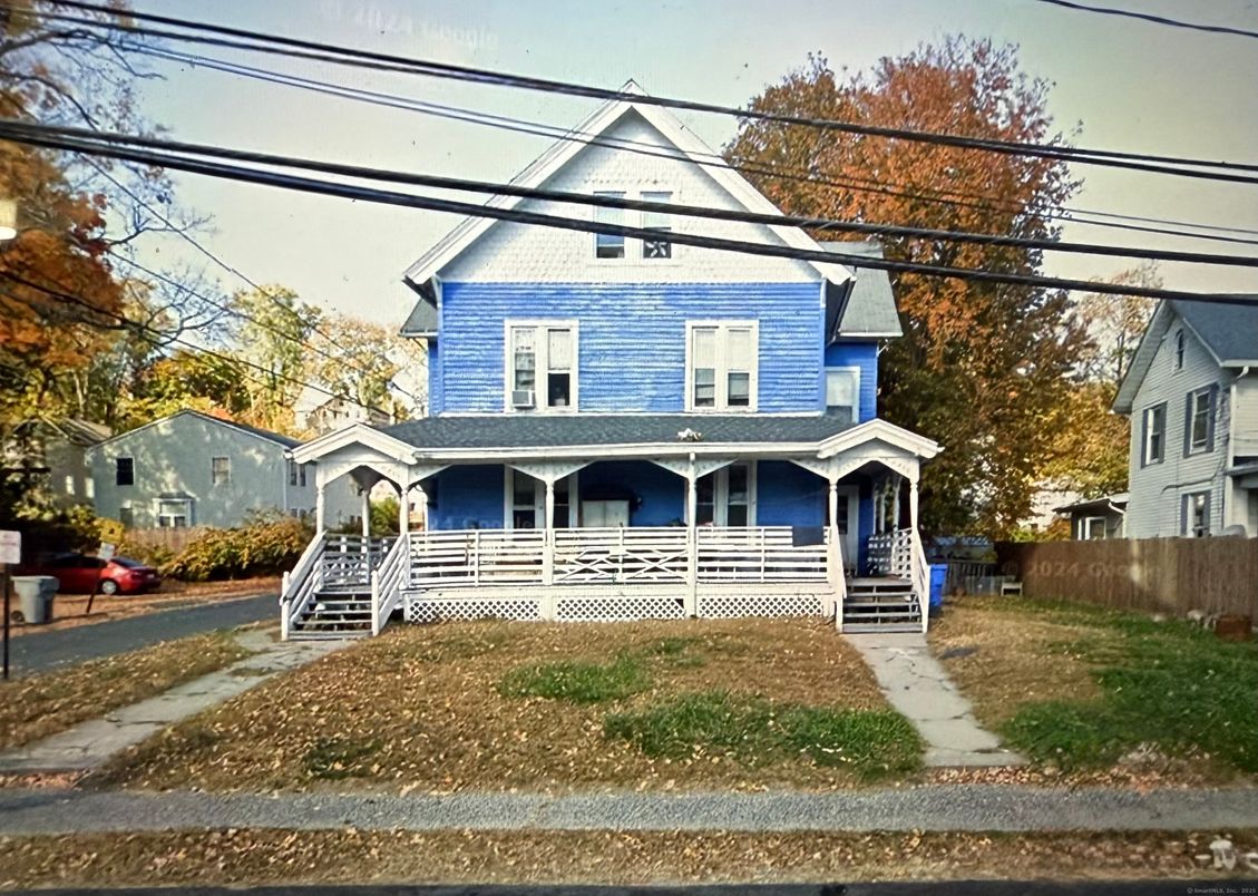 Exterior, Facade, Queen Anne Victorian