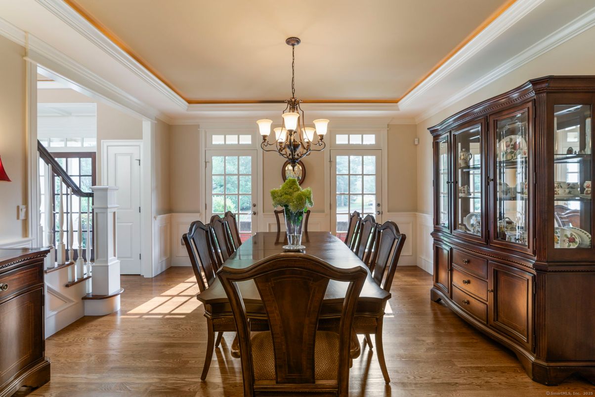 Chandelier, Dining room, Interior, Wood Texture Flooring
