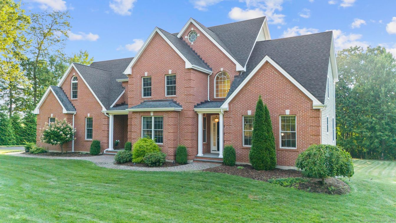 Exterior, Facade, Brick Facade, Brick Traditional