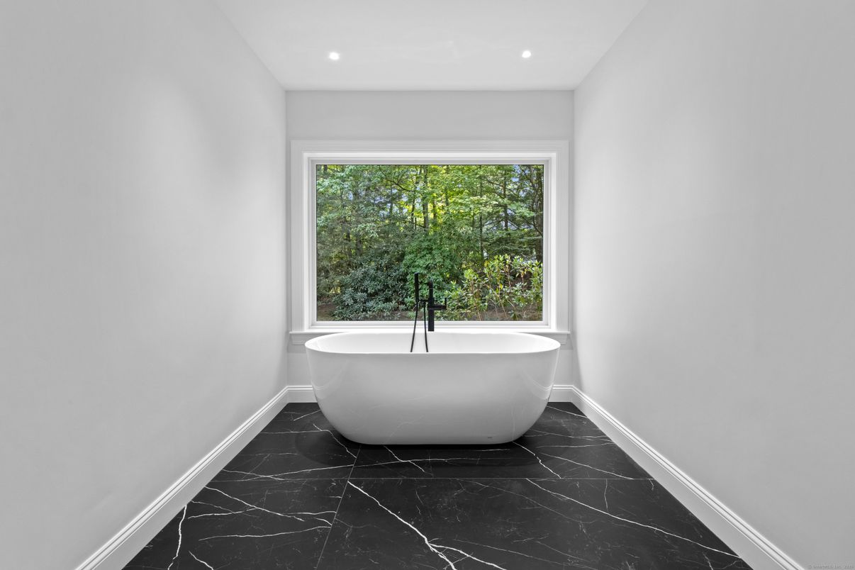 Bathroom, Free Standing Baths, Interior, Marble, Recessed Lighting