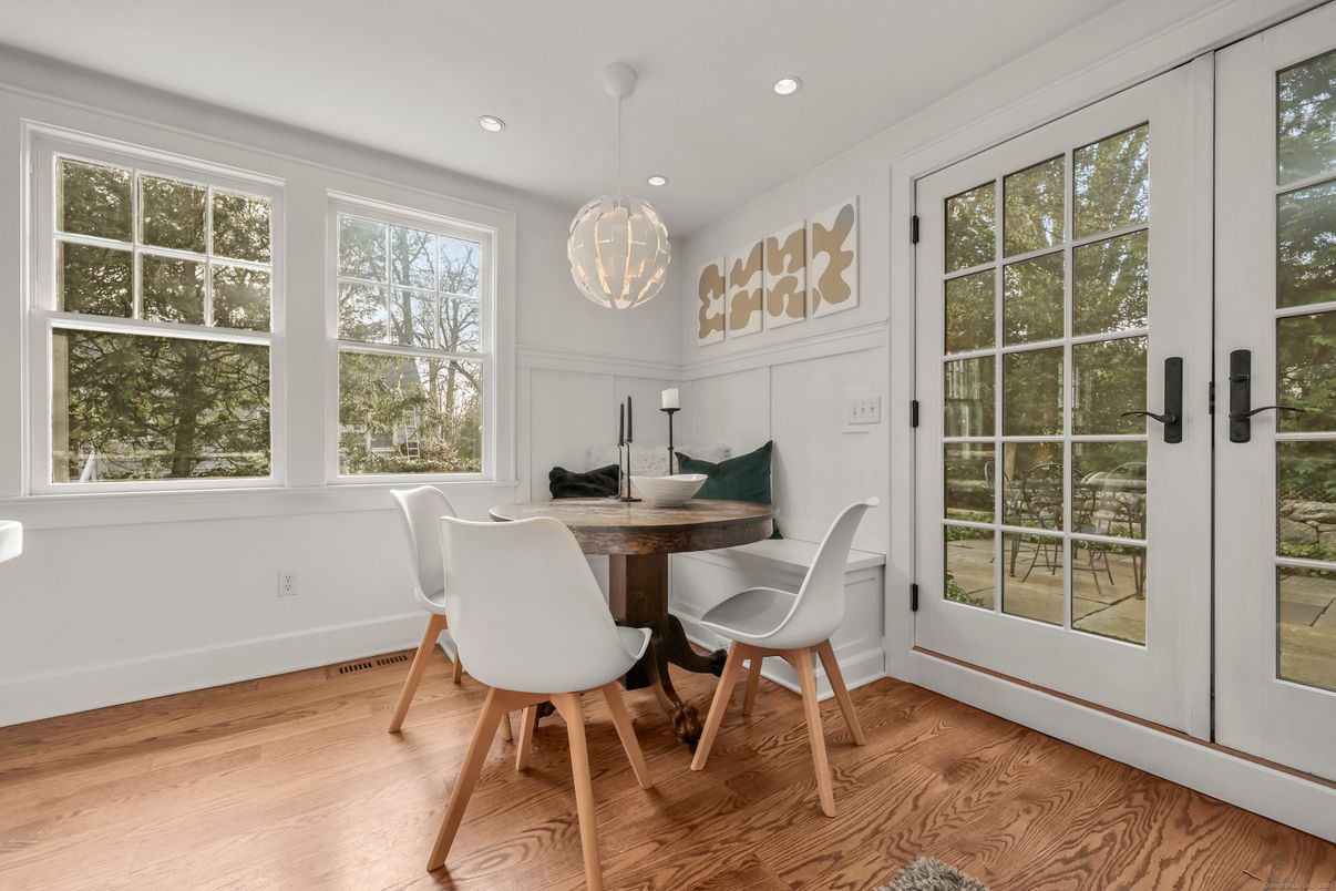 Dining room, Interior, Pendant Lights, Recessed Lighting, Wood Texture Flooring