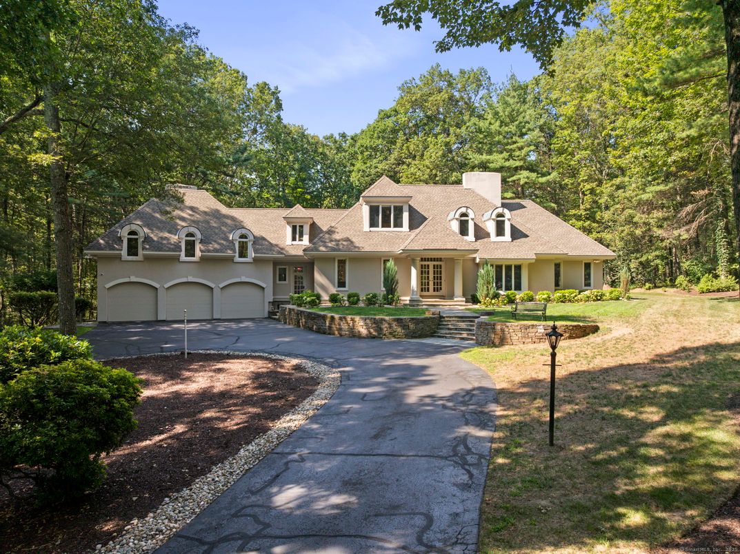 Attached, Backyard, Exterior, Facade, Cape Cod