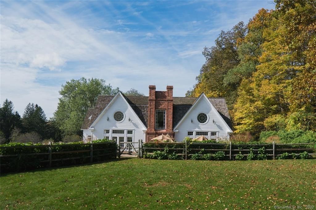 Backyard, Exterior, Facade, A Frame