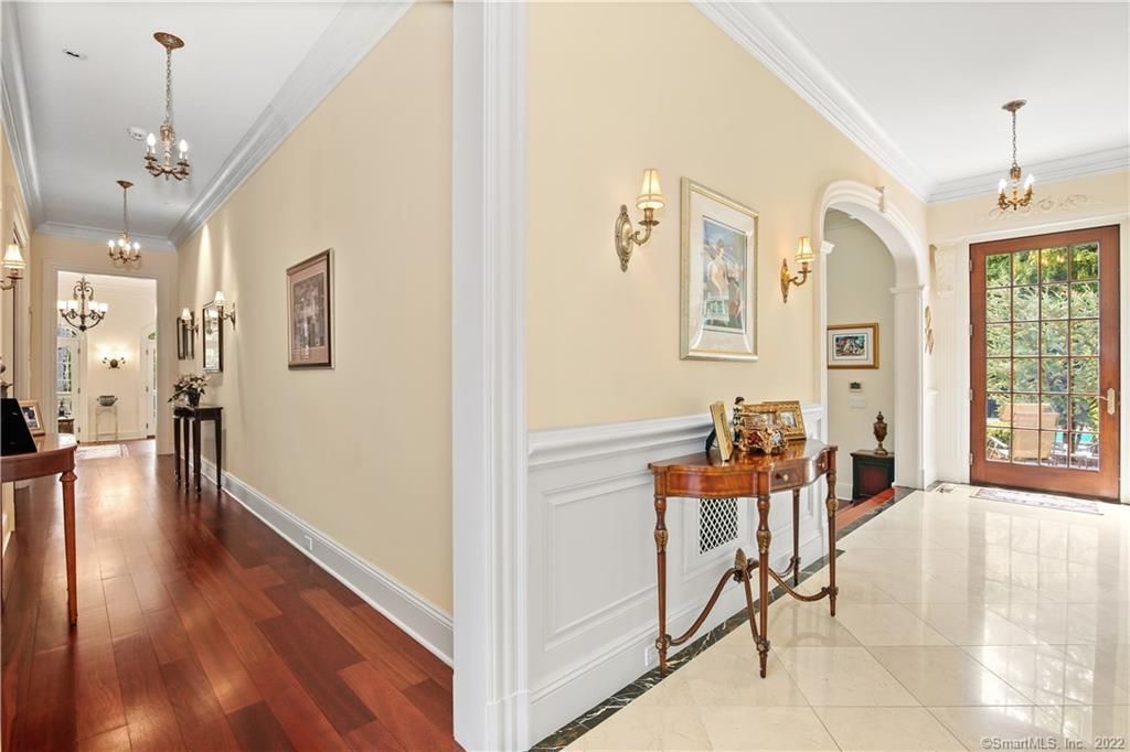 Chandelier, Interior, Wood Texture Flooring