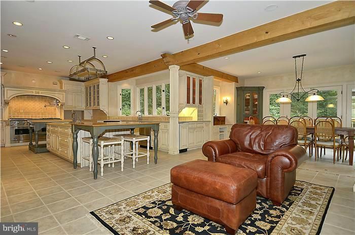 Dining room, Interior, Kitchen, Pendant Lights, Recessed Lighting, Stainless Steel Appliances, Wooden Beams